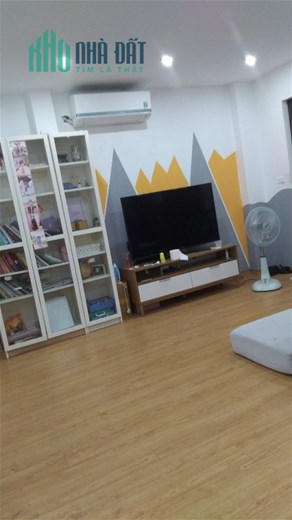 MẶT PHỐ NGUYỄN CHÍNH - SỔ VUÔNG - MẶT TIỀN RỘNG - OTO TRÁNH - VỈA HÈ - KINH DOANH - CHỈ 6X TỶ