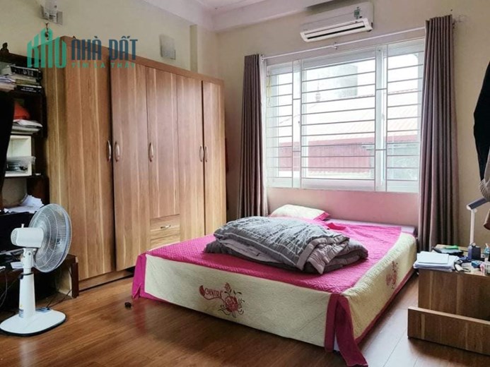 Bán nhà  Yên Xá- Xã Tân Triều 34m x 3 tầng, ngõ 2.5m, oto cách 20m, giá chỉ 3.2 tỷ