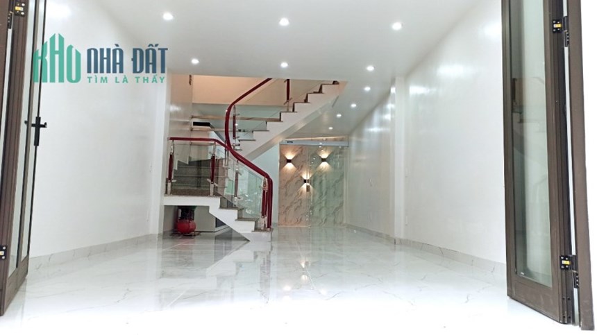 Căn nhà đẹp 5 tầng 50m2 tại địa chỉ số 17/254 Văn Cao, Ngô Quyền, Hải Phòng chỉ 4ty600