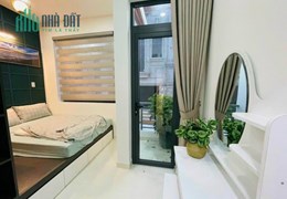 KHÔNG NGƯỜI TRÔNG COI... BÀN LỖ
Bán Gấp Nhà Nguyễn Duy Dương -Hẻm Ôtô quay đầu- 4PN-4Tầng 8Tỷ