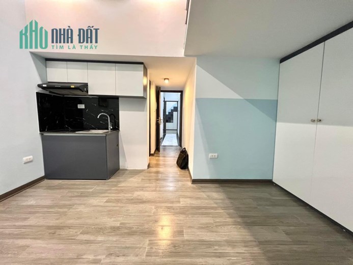 Bán tòa nhà 8 tầng thang máy, Yên Hòa,  16 phòng, 62m2, MT 5m, 850tr/ năm- 9.2 tỷ