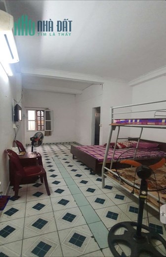 Bán nhà Nguyễn Văn Cừ, Long Biên, ô tô đỗ cửa, gần phố 47m2x 4t, mặt tiền: 3.9m, 6 tỷ 2
