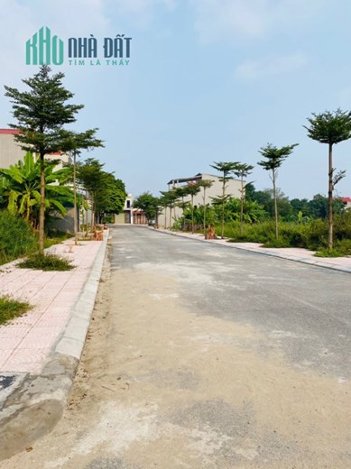 Bán đất xen ghép Mậu Lâm, Khai Quang, Vĩnh Yên 105m2, giá: 17,x tr/m2.Liên hệ: 0986.454.393