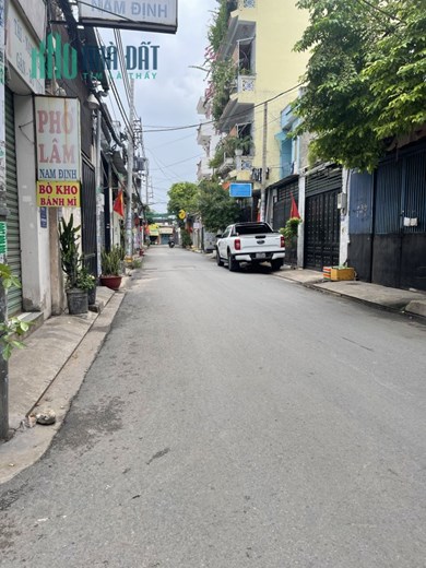 Bán nhà  Hẻm xe hơi đường Số 12, Quận Bình Tân, 58m2, 3PN, giá 4 tỷ 3 TL.