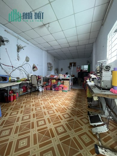 Bán nhà HXH đường Nguyễn Văn Quá, Quận 12, 80m2, 3PN, giá 4 tỷ 450 TL.