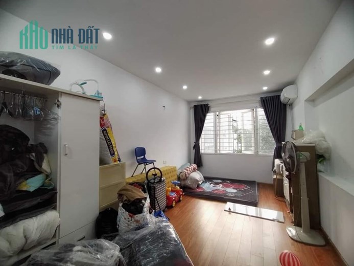 Trương Định, Hai Bà Trưng, nhà mới ở ngay, lô góc, 48m2, 5 tầng, giá chỉ 5 tỉ2