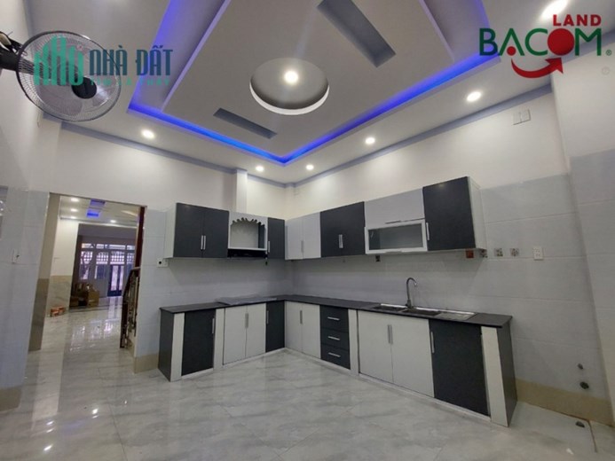 Bán nhà 1T3L MẶT TIỀN kinh doanh p.Tân Hiệp, đối diện trường Song Ngữ Sao Khuê