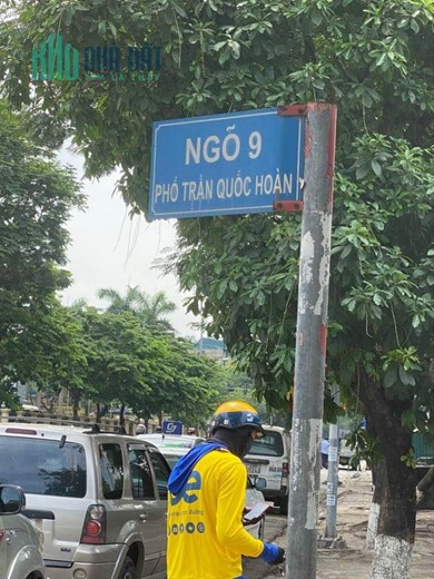 BÁN ĐẤT TẶNG NHÀ 5 TẦNG TRẦN QUỐC HOÀN -CẦU GIẤY