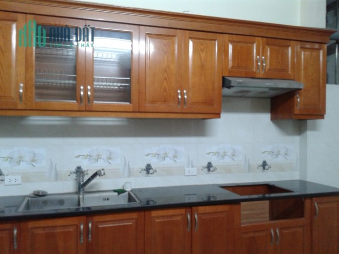 Chính chủ cho thuê nhà 5 tầng mới, đẹp ở ngõ 24 Ngọc Lâm, Long Biên, rất gần cầu Chương Dương. LH: