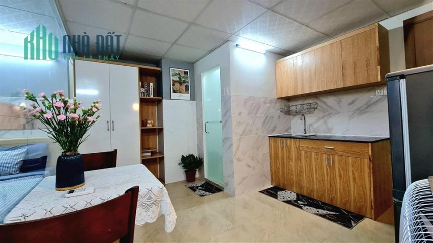Xô Viết Nghệ Tĩnh - Sát Hàng Xanh 30 m2 full nội thất Thang Máy