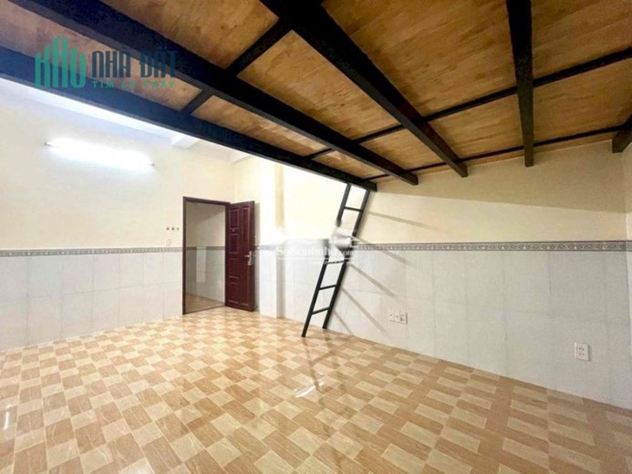 Phòng Trọ Giá Rẻ 30M2 Có Gác. Hẻm 7A Đường Thành Thái, Phường 14, Quận 10, Tp Hồ Chí Minh