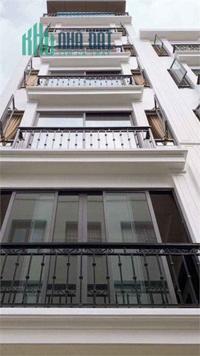 Bán nhà mặt phố Lạc Long Quân, Tây Hồ 80m2 giá 30.5 tỷ. Lh: 0946909866