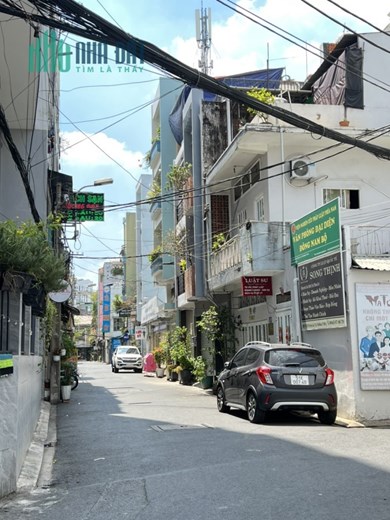 Nhà Đẹp Xây mới có thang máy Hoàng Văn Thụ, Q. PHÚ NHUẬN thông Trần Huy Liệu, Trần Khắc Chân