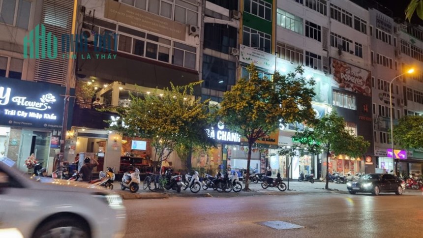Bán nhà mặt phố Vũ Phạm Hàm, vỉa hè rộng, mặt tiền khủng, kinh doanh đỉnh, 8 tầng, 45m2, 26 tỷ.