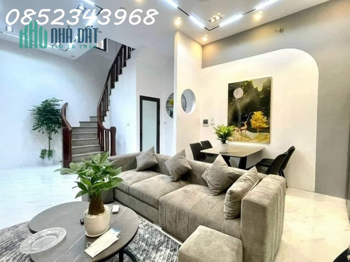 Bán nhà phố Yên Hòa, Cầu Giấy, 37m2, 4 tầng, tặng nội thất đẹp, 2 mặt thoáng, giá 5.3 tỷ.