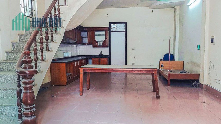Bán nhà Nguyễn Văn Cừ, Long Biên, ngõ ô tô 7 chỗ, lô góc thoáng 102m2x 4t, mặt: 5m, 9 tỷ 6