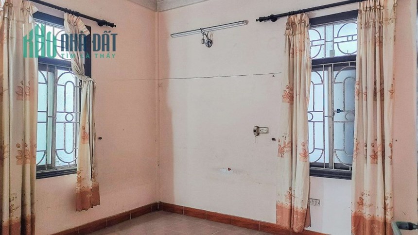 Bán nhà Nguyễn Văn Cừ, Long Biên, ngõ ô tô 7 chỗ, lô góc thoáng 102m2x 4t, mặt: 5m, 9 tỷ 6