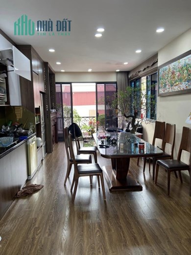 Bán biệt thự liền kề Hoàng Hoa Thám, DT90m2 x 5 tầng thang máy, MT 5,5m, chỉ 29 tỷ.