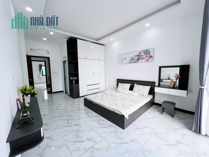 Nhà hẻm nhựa xe tải Tỉnh Lộ 10 ,Tân Tạo, Bình Tân - 4 tầng 4 PN chỉ hơn 4Tỷ