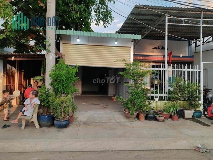 Chính chủ bán  nhà mặt tiền Mễ Cốc ,Phường 15 Quận 8  Tp Hồ Chí Minh
