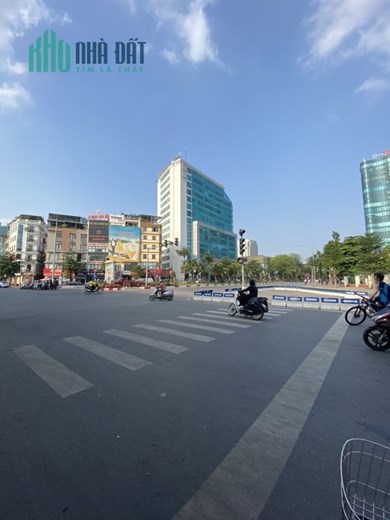 Bán Gấp! Phân lô - Lô góc 3 Thoáng- Ô tô Dừng đỗ - Hoàng Quốc Việt - Nghĩa Đôt - 50m 5T 8PN