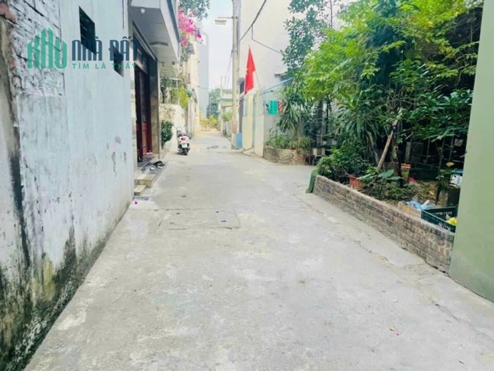 Bán đất Gia Quất, Long Biên 71m2 giá 4 tỷ. Sổ vuông, chính chủ