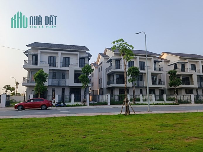 Bán gấp căn Villa 180m2 giá rẻ hơn thị trường 1 tỷ Centa Riverside Vsip Từ Sơn.