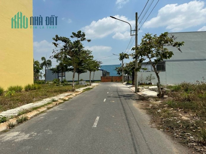 Chủ ngộp cần bán gấp lô đất odt 129m2  ngay tp tân an, giảm thêm 700tr