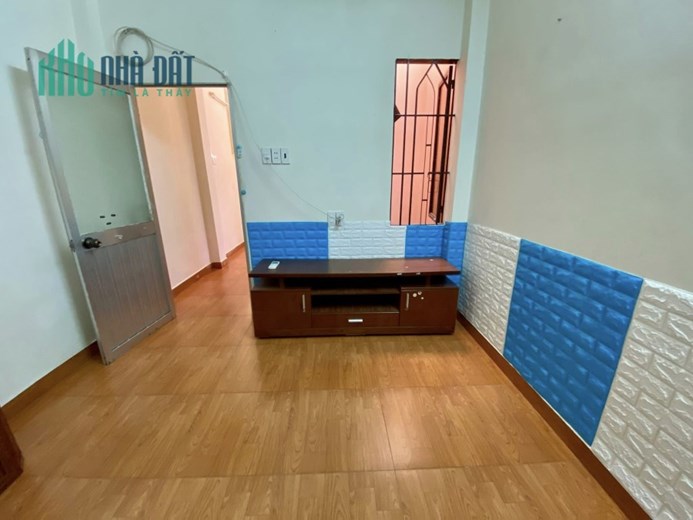 GIÁ CHÀO MỚI 4.8 TỶ - Ô TÔ ĐỖ CỬA - 42M2 - 3 TẦNG - ĐƯỜNG SỐ 21.