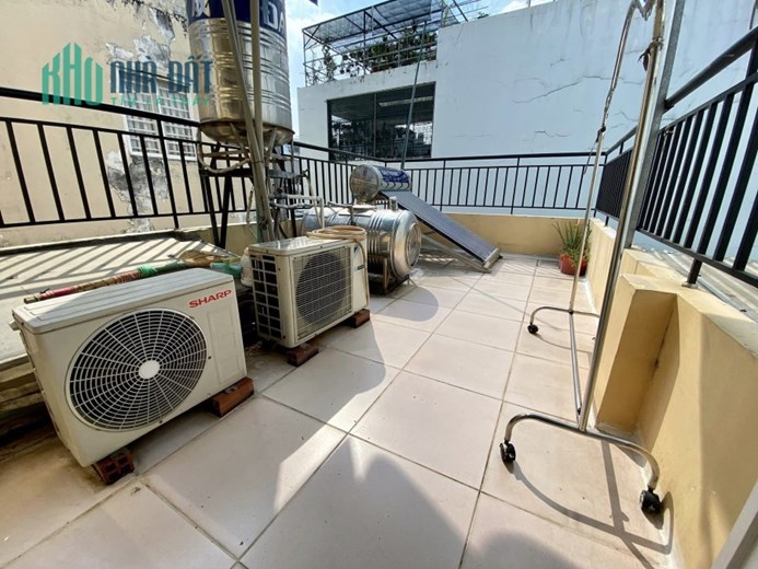 GIÁ CHÀO MỚI 4.8 TỶ - Ô TÔ ĐỖ CỬA - 42M2 - 3 TẦNG - ĐƯỜNG SỐ 21.