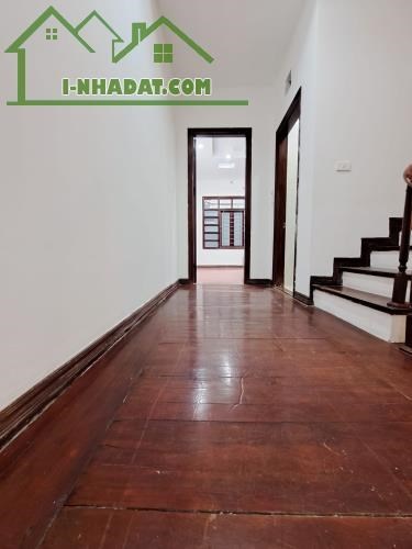 Bán Gấp nhà Tứ Hiệp - Thanh Trì 43m2, 4T, sát TT Thương Mại, ngõ sạch đẹp, 3,2 tỷ