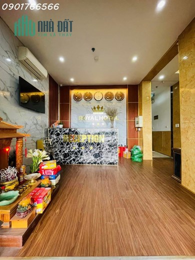 Bán Khách Sạn View Hồ, Mặt phố Phạm Huy Thông, Quận Ba Đình, 110m x 7T, Giá 58 tỷ.