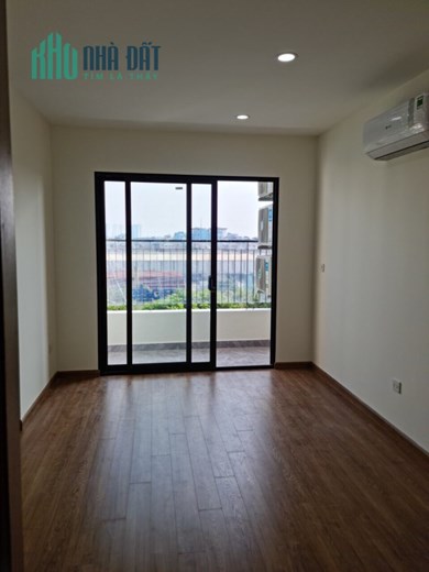 Bán gấp CC Hoàng Mai Athena dt 68m giá 1.8 tỷ 2 ngủ 2 wc.