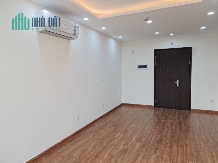 Bán gấp CC Hoàng Mai Athena dt 68m giá 1.8 tỷ 2 ngủ 2 wc.