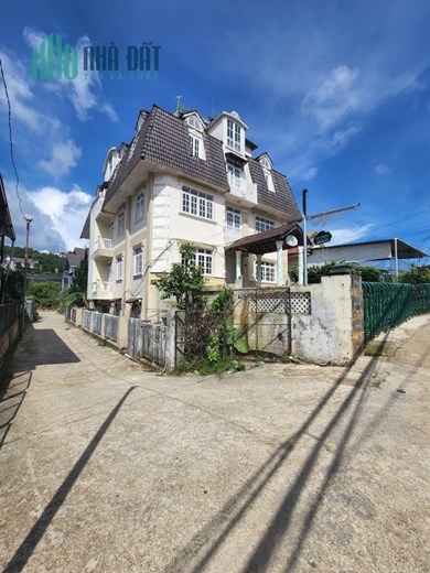 Cho thuê gấp Khách Sạn 2 sao đường An Bình, Đà Lạt
