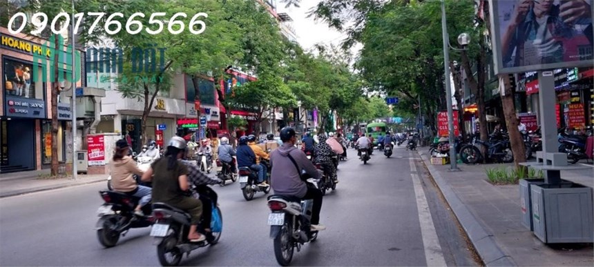 Phân Lô Siêu Vip, Phố Cát Linh, Quận Đống Đa, 69m x 8T, Giá 28.5 Tỷ.