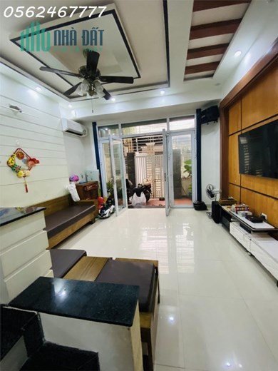 Bán nhà 56m2 x 3 tầng xây độc lập ngõ Khúc Thừa Dụ giá 3.2 tỷ