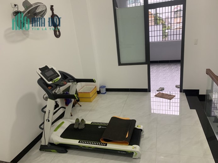 Bán gấp nhà Tiên Sơn Hải Châu 90m ô tô, nhà đẹp full nội thất cao cấp chỉ 6x tỷ