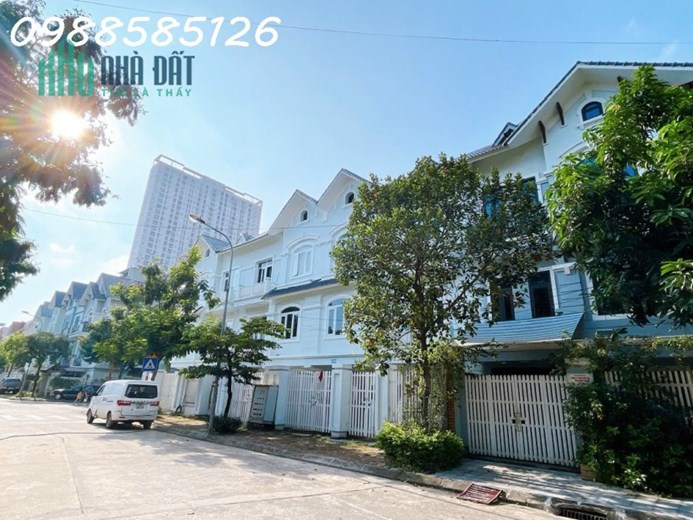 Nhà vườn 160m2 không lỗi nhỏ, rẻ nhất Geleximco giá chỉ 14 tỷ