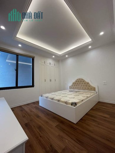 Bán Nhà Ngõ 165 Phố Dương Quảng Hàm 62m2 x 7 tầng thang máy , vừa ở vừa kinh doanh , giá hơn 12 tỷ