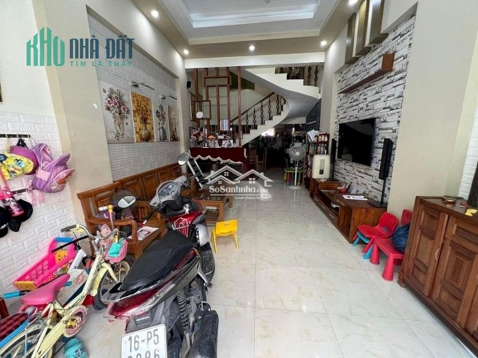 CHÍNH CHỦ CẦN BÁN NHÀ TẠI ĐƯỜNG ĐÔNG KHÊ GẦN NGÃ BA BÀ SÁO