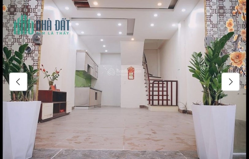 cho thuê nhà nguyên căn Ngọc Thụy, Long Biên 45m2 * 5 tầng * ô tô đỗ cửa