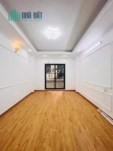Bán nhà Trần Khát Chân, 48m x 5 tầng, 4.2 tỷ, lô góc, ngõ thông