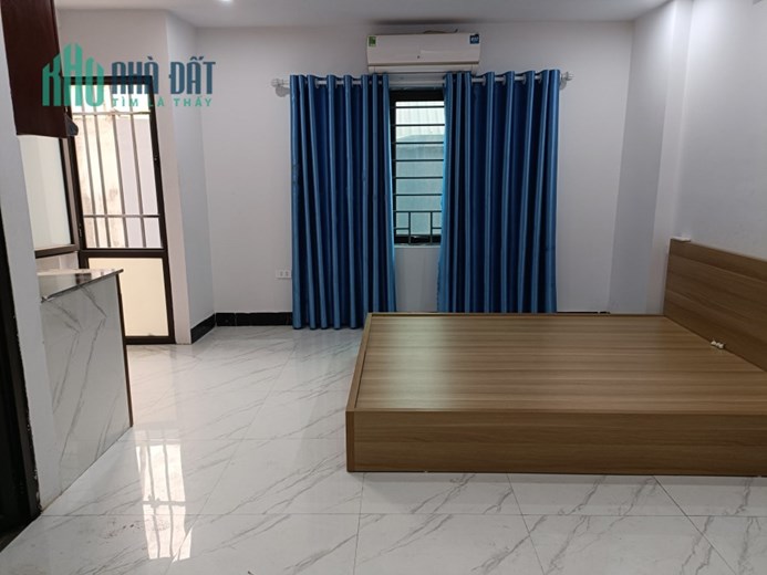Bán gấp CCMN Triều Khúc, Thanh Xuân.9 phòng khép kín. Doanh thu 38tr/tháng.Dt 48m2 x 5 tầng.mt 6.5m