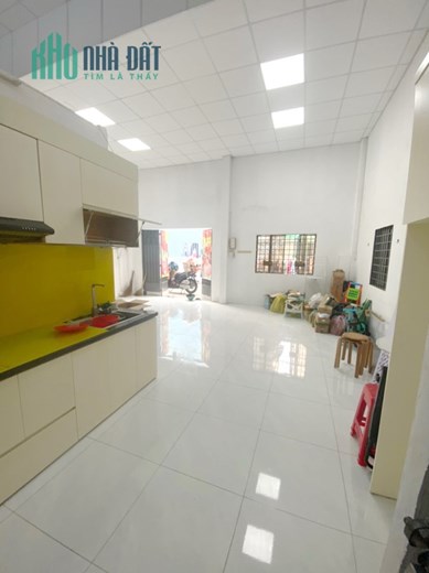 Nhà thuê 61m2 mới, đẹp hẻm xe tải đường Hoài Thanh P14Q8