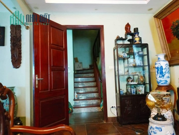 Rẻ hơn cả rẻ ! mặt phố cầu giấy 55m 5t nhỉnh 20 tỷ kinh doanh bất chấp