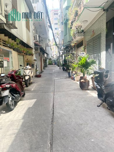 Nhà bán 3 mặt hẻm (3.5x15.1) lửng/lầu/ST gần đường Trần Nhân Tôn P9Q5