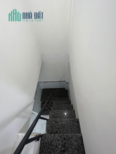 Bán nhà 2 tầng đẹp, 2PN, Hẻm 4m đường Số 13A, Bình Tân, 25m2 ngang hơn 3m, chỉ 2.2 tỷ TL