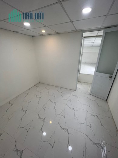 Bán nhà 2 tầng đẹp, 2PN, Hẻm 4m đường Số 13A, Bình Tân, 25m2 ngang hơn 3m, chỉ 2.2 tỷ TL
