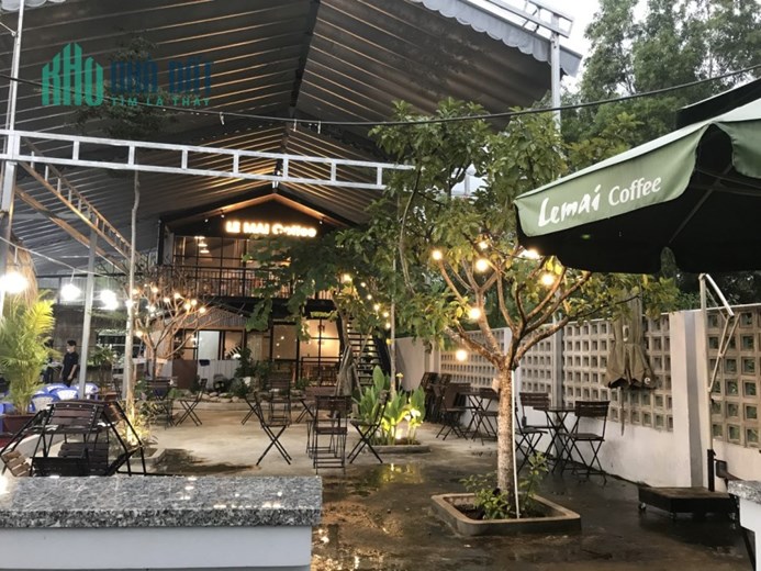 ĐỊNH CƯ NƯỚC NGOÀI CẦN SANG HOẶC CHO THUÊ QUÁN ĂN TẠI CẦN GIUỘC 40TR/TH 1000M2. LH:0986687838